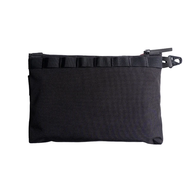 Wodoodporna saszetka do walizek i torb CRDPOUCH Large - 2.webp